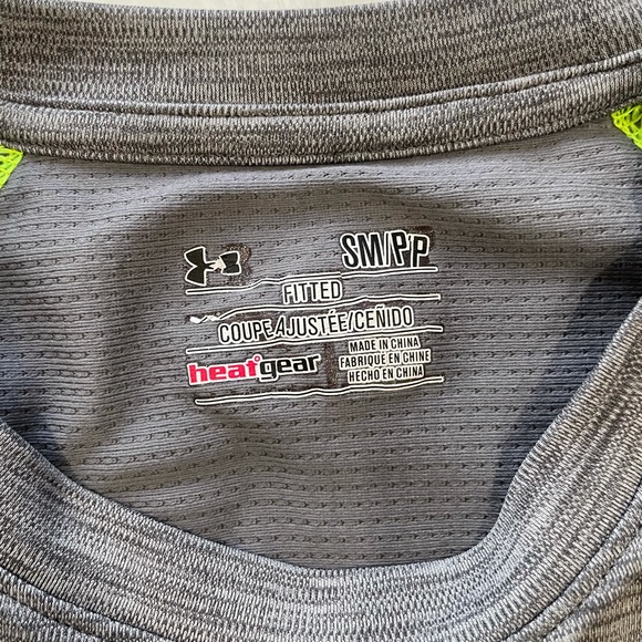 Adidas running shirt - Picture 3 of 3